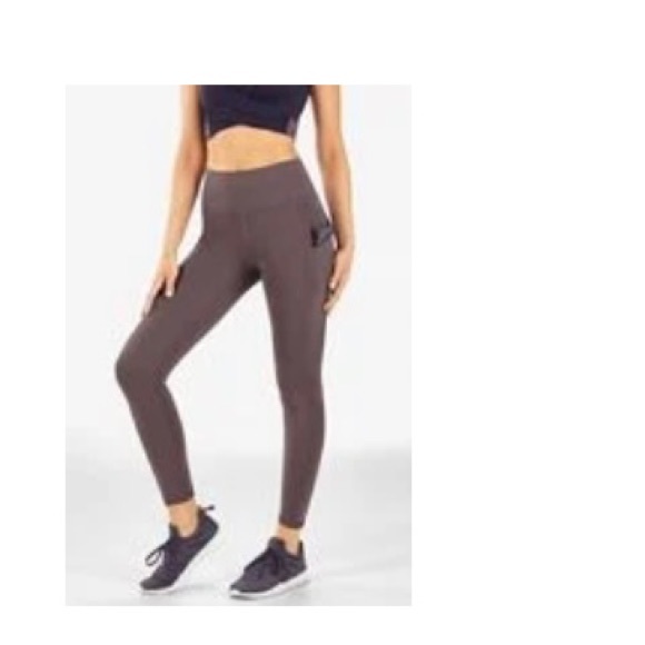 *SOLD* Fabletics Oasis High Waisted Pocket 7/8 Leggings; Size M; Color Shadow - Picture 7 of 8